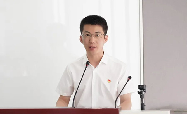 黨委委員、紀委書記楊明來作黨建工作匯報.jpg